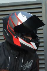 Origine Strada Competition Beyaz-Kırmızı-Siyah Güneş Vizörlü Kask Siyah Camlı XS